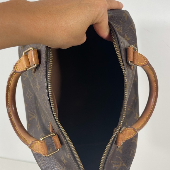 🎁LOUIS VUITTON 🎁
Monogram Speedy 30 - Picture 12 of 13